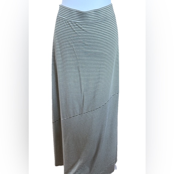 SONOMA Sage Green + White Striped Super Soft Stretchy Maxi Skirt Plus Size 3x - Picture 1 of 6